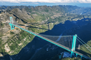 Láng giềng Việt Nam xây dựng cây cầu dài 2.890m ở độ cao chưa từng có: Vốn đầu tư hơn 8.000 tỷ đồng, rút ngắn thời gian di chuyển từ 2 tiếng xuống còn 2 phút
