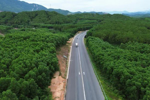 Chỉ 1 tháng nữa, chính thức khai thác cao tốc kết nối 2 thành phố trực thuộc Trung ương của miền Trung