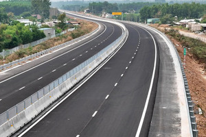 Dự án cao tốc 21.000 tỷ kết nối 2 thành phố giàu nhất cả nước đón tin vui lớn