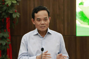 Bí thư Trần Lưu Quang: TP.HCM đạt tăng trưởng GRDP cao nhất 10 năm, quyết tâm thu ngân sách 1 triệu tỷ đồng