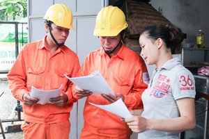 Hoá đơn tiền điện tháng 6 tăng vọt, công ty điện lực nói gì?