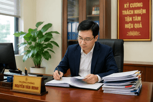 Từ nay, viên chức quản lý có thể bị xem xét cho thôi giữ chức vụ nếu vợ, chồng, con... sa vào tệ nạn