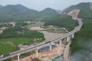 Chỉ vài giờ nữa, Việt Nam sẽ tạm dừng khai thác đoạn tuyến cao tốc quan trọng bậc nhất miền Trung