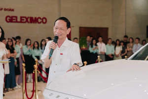Sau ô tô, Geleximco của đại gia Vũ Văn Tiền tiếp tục đặt cược vào robot AI