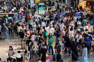 TP trực thuộc Trung ương lớn nhất Việt Nam đón hơn 2,72 triệu lượt khách xem pháo hoa