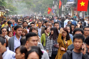 Cục Thống kê: Dân số Việt Nam có thể bước vào thời kỳ tăng trưởng âm sớm hơn, mỗi năm giảm tới 461.000 người
