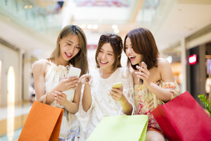 Người Việt chi gần 3 tỷ USD để mua sắm thứ này, đặc biệt là phái nữ