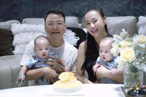 Mừng cho diễn viên Phương Oanh và 2 con