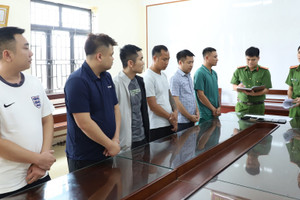 Bắt Trưởng phòng Tổ chức - Hành chính SN 1989 liên quan đường dây giao dịch hơn 900 tỷ đồng