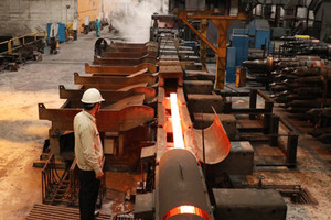 Một doanh nghiệp thép lỗ 2 quý liên tiếp, tiền mặt chỉ còn hơn 100 triệu đồng