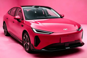 Hãng xe xây nhà máy tại Việt Nam ra mắt sedan giá rẻ tiêu thụ 1,01 lít xăng mỗi 100km, hơn 18.000 đơn đặt hàng chỉ sau 72 giờ mở bán
