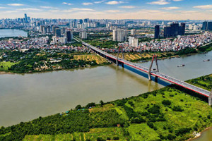Hà Nội dự kiến triển khai 10 cảng hàng hóa và 1 cảng hành khách dọc sông Hồng trong năm 2026