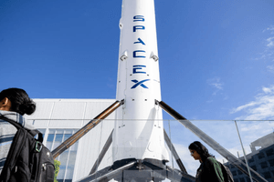 Đế chế SpaceX của Elon Musk chao đảo, hơn 1.000 tỷ USD vốn hóa có nguy cơ 'bốc hơi'