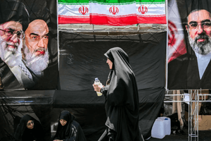 Iran đình chỉ thỏa thuận hòa bình, tuyên bố Mỹ sẽ phải nhận 'bài học không thể nào quên'