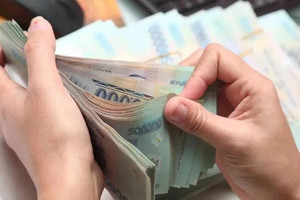 Trả lương thấp hơn mức tối thiểu, doanh nghiệp bị phạt ra sao?