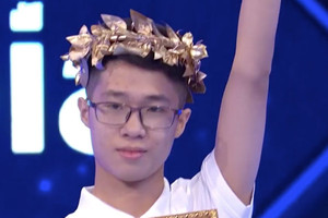 Nam sinh Hà Nội giành vòng nguyệt quế, vào thi quý Đường lên đỉnh Olympia