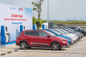 Ông lớn đạt 127.300 tỷ doanh thu sau nửa đầu 2026 lắp 2.700 cổng sạc xe điện VinFast