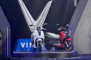 VinFast Kinet và Kyo trình làng: Đi xa 160km, hỗ trợ đổi pin, đe dọa xe ga cao cấp