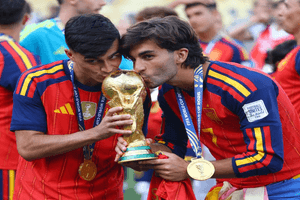 FIFA kiếm hơn 15 tỷ USD từ World Cup 2026