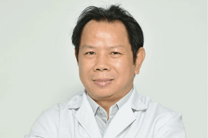 Bác sĩ Nha khoa thẩm mỹ bị cáo buộc lừa 1,2 triệu khách hàng lắp răng sứ bằng vật liệu Trung Quốc, thu về hơn 2.500 tỷ đồng