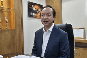 Cổ phiếu PNJ lại giảm sàn sau chia sẻ của CEO về áp lực thanh khoản