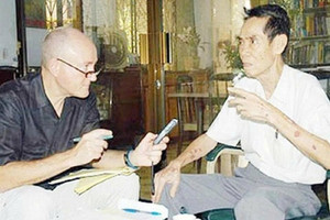 'Điệp viên hoàn hảo' và nghịch lý của lòng tin
