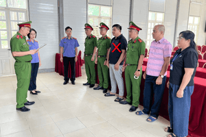 Bắt Giám đốc Bùi Văn Hưng