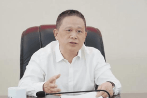 Cách chức, tịch thu tài sản, khai trừ khỏi Đảng đối với nguyên Phó Hiệu trưởng Đại học, nguyên Ủy viên Thường vụ Đảng ủy sinh năm 1966 tại Trung Quốc