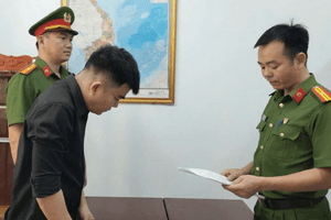 Khởi tố một Phó quản lý cửa hàng SN 1993, điều tra số tiền gần 700 triệu đồng