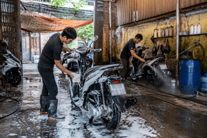 Không phải do 'lời nguyền', đây mới là nguyên nhân vì sao nhiều người 'cứ rửa xe là gặp mưa'
