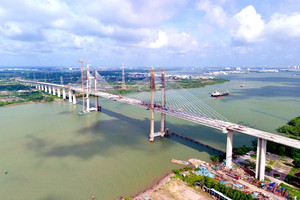 Chỉ hơn 1 tháng nữa, chính thức thông xe cầu dây văng có tĩnh không cao nhất Việt Nam