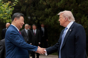 Bị Mỹ tố 'ăn cắp' mô mình AI, Trung Quốc thẳng thừng đáp trả