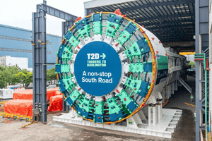 Huy động 3 máy đào hầm TBM nặng 3.500 tấn cho dự án đường cao tốc dài 78km trị giá 281.000 tỷ đồng, rút ngắn thời gian di chuyển tới 40 phút