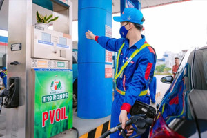 Bộ Công Thương muốn trao quyền định giá xăng dầu cho doanh nghiệp, chuyên gia nói gì?