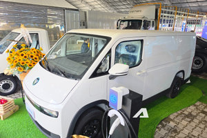 Xe van điện Việt sắp đón thêm đối thủ mới với sức mạnh gần 170 mã lực, cần số như Mercedes, sạc đầy chạy 270 km