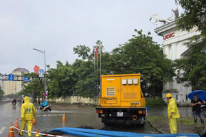 Chủ tịch Hà Nội: Công khai kết quả đầu tư các dự án chống ngập để người dân giám sát