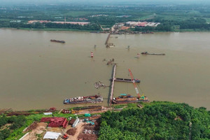 Cây cầu vượt sông Hồng hơn 3.400 tỷ đồng có diễn biến mới, hạ tầng kết nối sắp được hoàn thiện