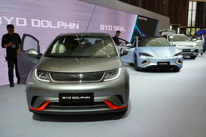 Thị trường Trung Quốc gặp biến, Việt Nam thành 'phao cứu sinh' của BYD, Geely...