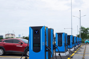 Vì sao ì ạch làm hạ tầng sạc xe điện trên cao tốc Bắc - Nam?