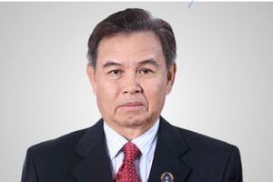 Việt Nam để tang đồng chí Saysomphone Phomvihane theo nghi thức Quốc tang trong hai ngày