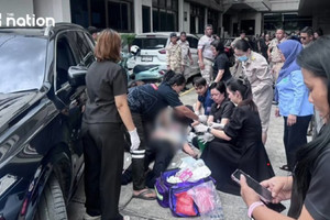 Thái Lan chưa hết ám ảnh vụ thảm sát trường học, cựu nghị sĩ lại nổ súng vào quan chức