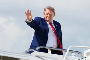 Tổng thống Trump: Mỹ đang 'giữ kín' các cuộc đàm phán với Iran, chưa tính đến hoạt động quân sự mới