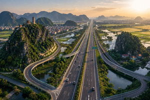 Ninh Bình đề xuất Trung ương làm tuyến đường 11.000 tỷ kết nối trực tiếp đến tỉnh nhỏ nhất Việt Nam hiện nay
