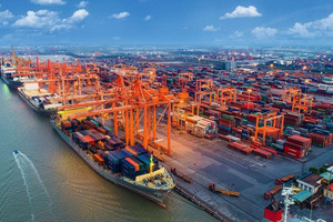 Cổ phiếu cảng biển, hàng hải đồng loạt 'nổi sóng': Loạt trợ lực mới đang xuất hiện?