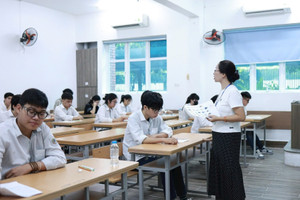 Đề xuất phạt tới 75 triệu đồng đối với hành vi làm lộ, mua bán đề thi