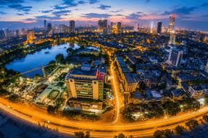 GDP bình quân từng xếp 193/194 thế giới, Việt Nam đi qua 40 năm 'hóa rồng' thế nào và vì sao chặng đường phía trước khó hơn?