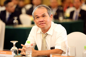 Vừa đóng cửa khách sạn cuối cùng, bầu Đức bất ngờ lấn sân lĩnh vực chưa từng thử sức trước đây