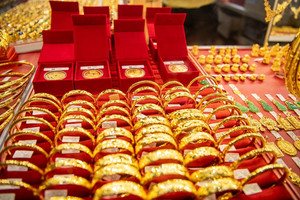 Chênh lệch giá thu hẹp mạnh từ 15 triệu xuống 3 triệu đồng/lượng, NHNN đề xuất chưa lập sàn vàng