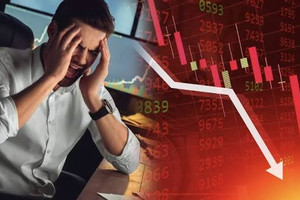 VN-Index bất ngờ giảm gần 30 điểm, họ Vin gây sức ép, nhóm Masan ngược dòng tăng