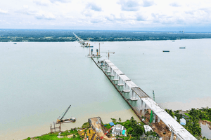 Cầu vượt sông 8.000 tỷ xoá bỏ toàn bộ các bến phà lâu đời, rút ngắn khoảng 80km từ miền Tây đến TP. HCM đang gặp khó